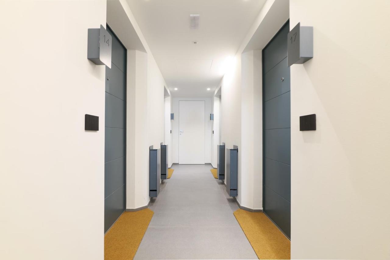 Mila Apartments Cavalcabo ميلان المظهر الخارجي الصورة