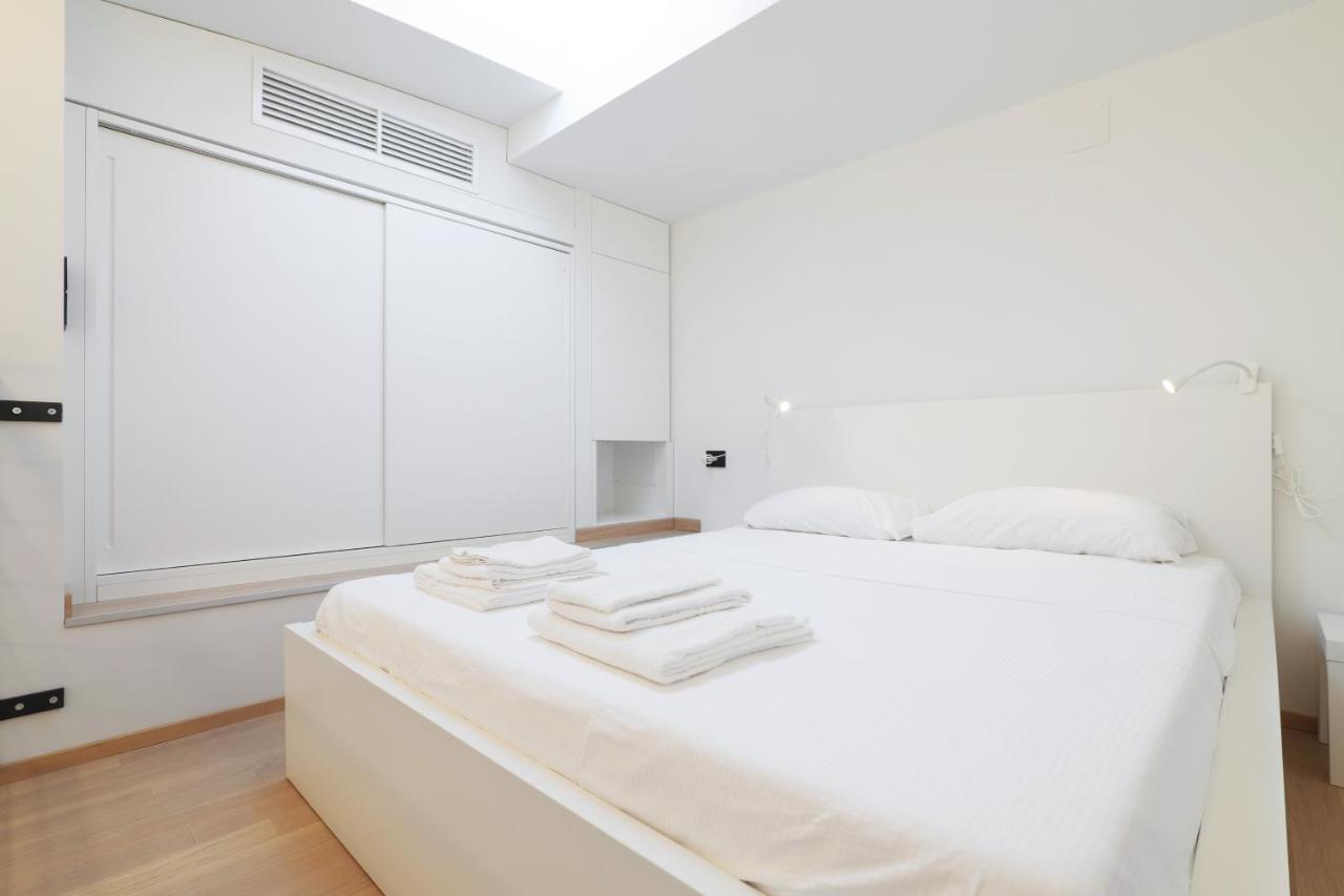 Mila Apartments Cavalcabo ميلان المظهر الخارجي الصورة