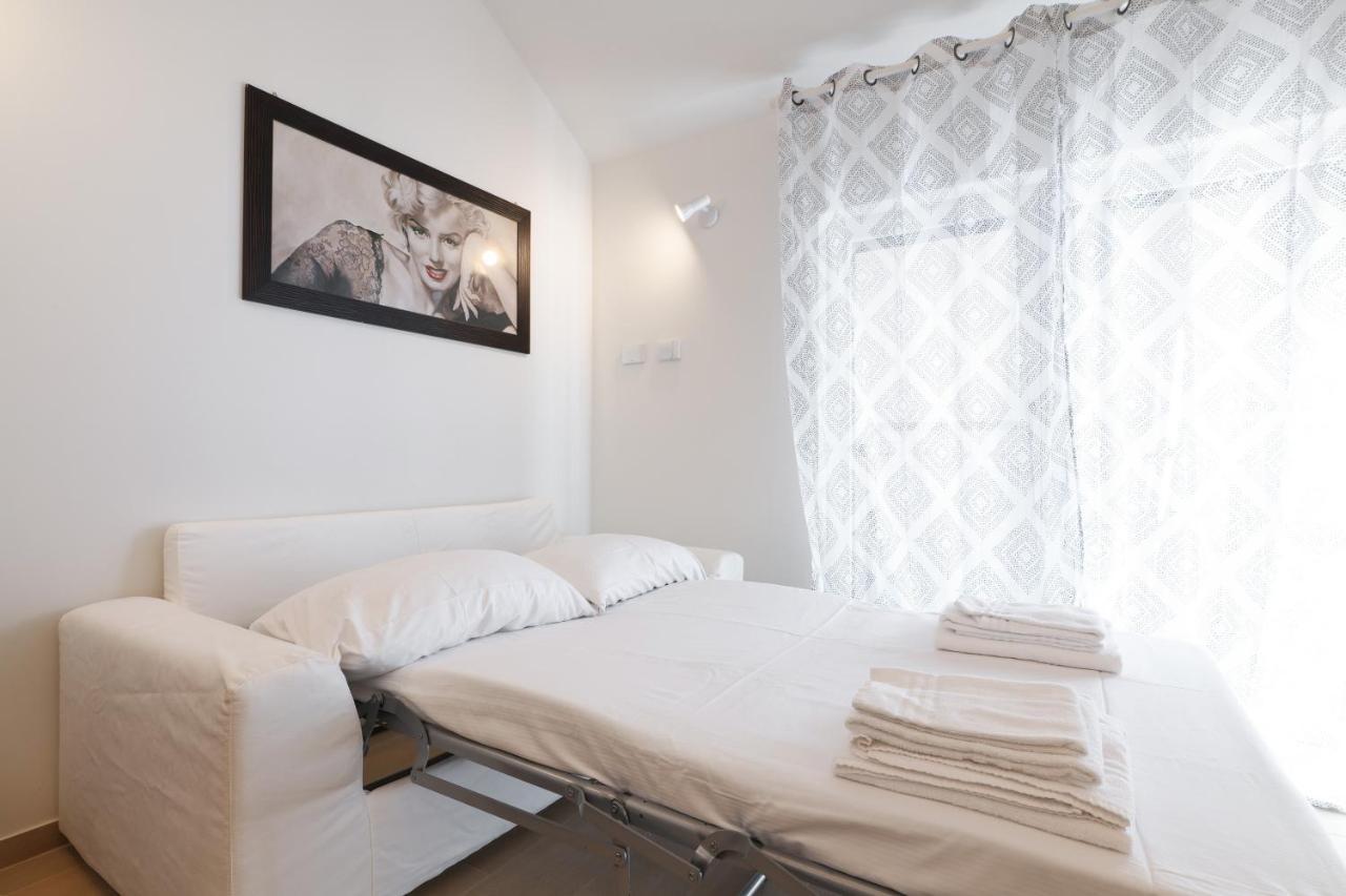 Mila Apartments Cavalcabo ميلان المظهر الخارجي الصورة
