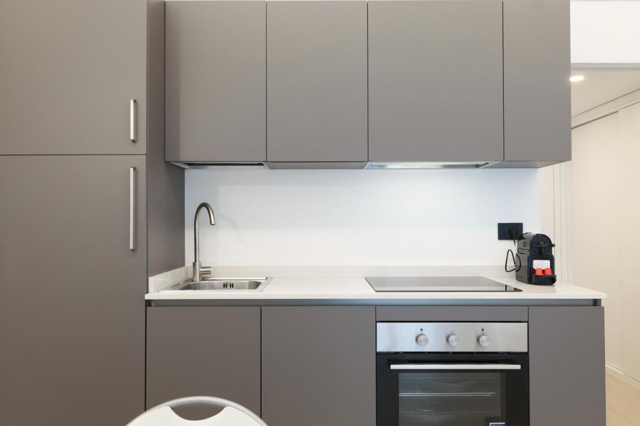 Mila Apartments Cavalcabo ميلان المظهر الخارجي الصورة